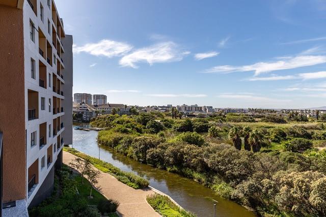 To Let 2 Bedroom Property for Rent in Century City Western Cape